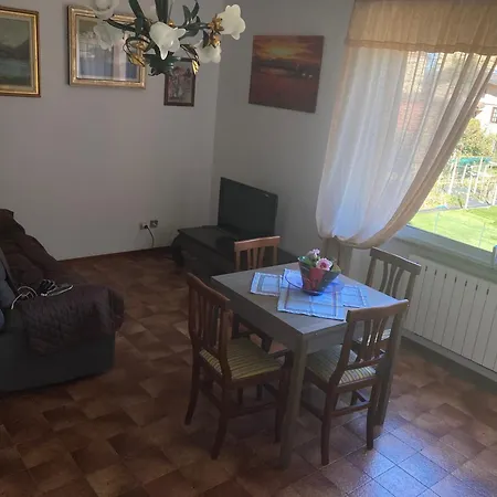 Dem & Liz Apartament